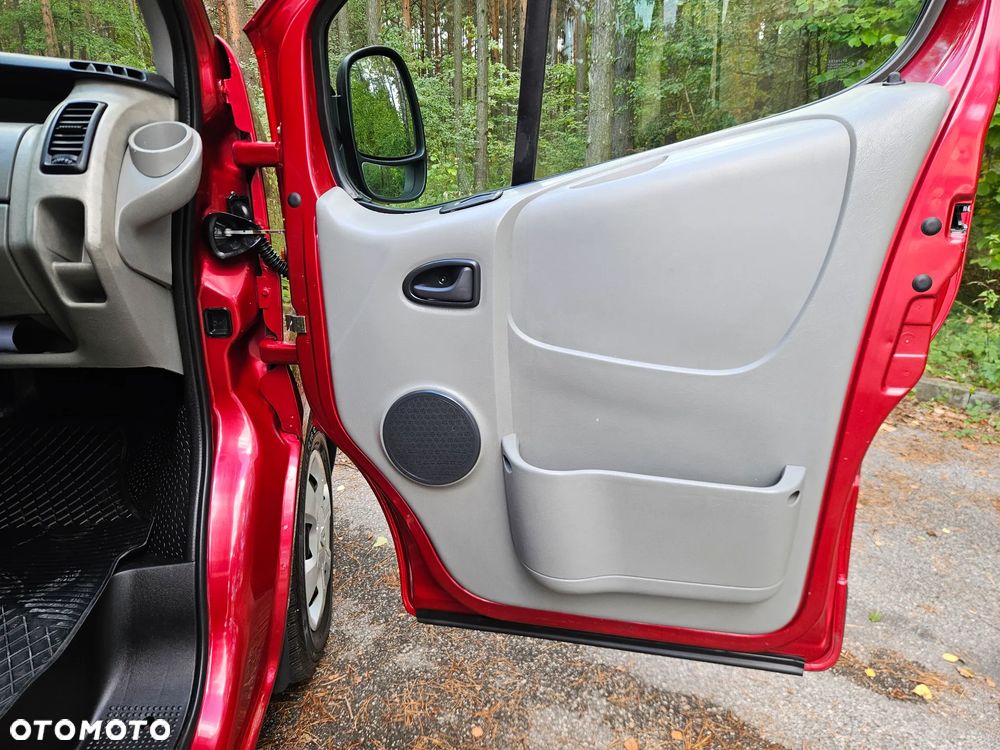 Renault TRAFIC LONG 6-OSOBOWY - 19