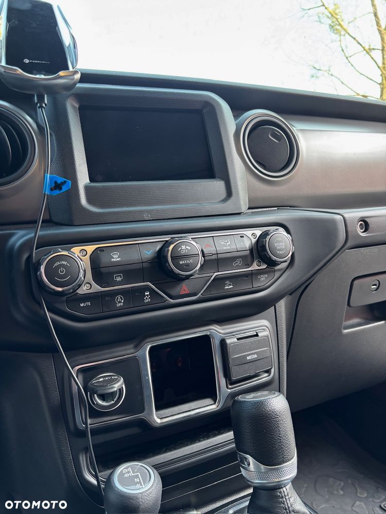 Jeep Wrangler Unlimited GME 2.0 Turbo Sahara - 18