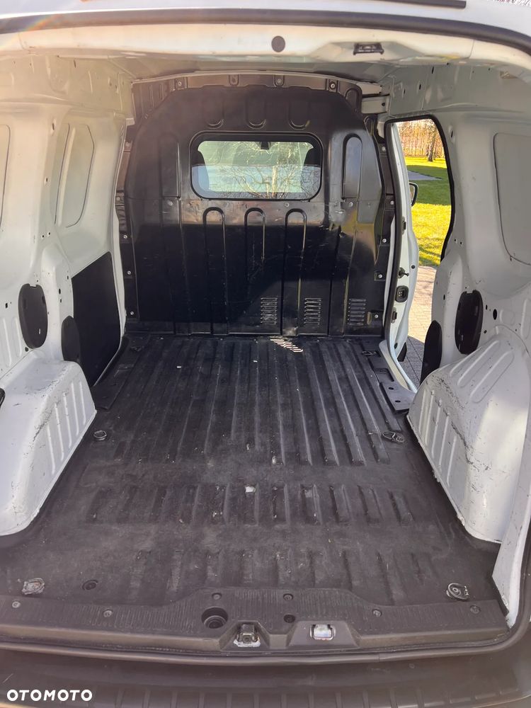 Renault Express - 17