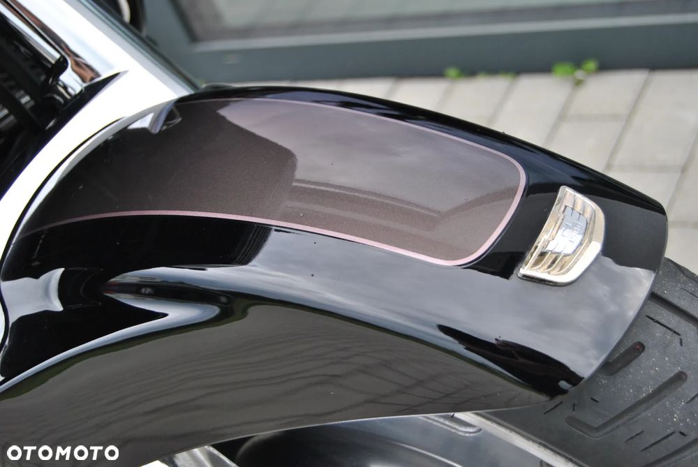 Honda GL - 24