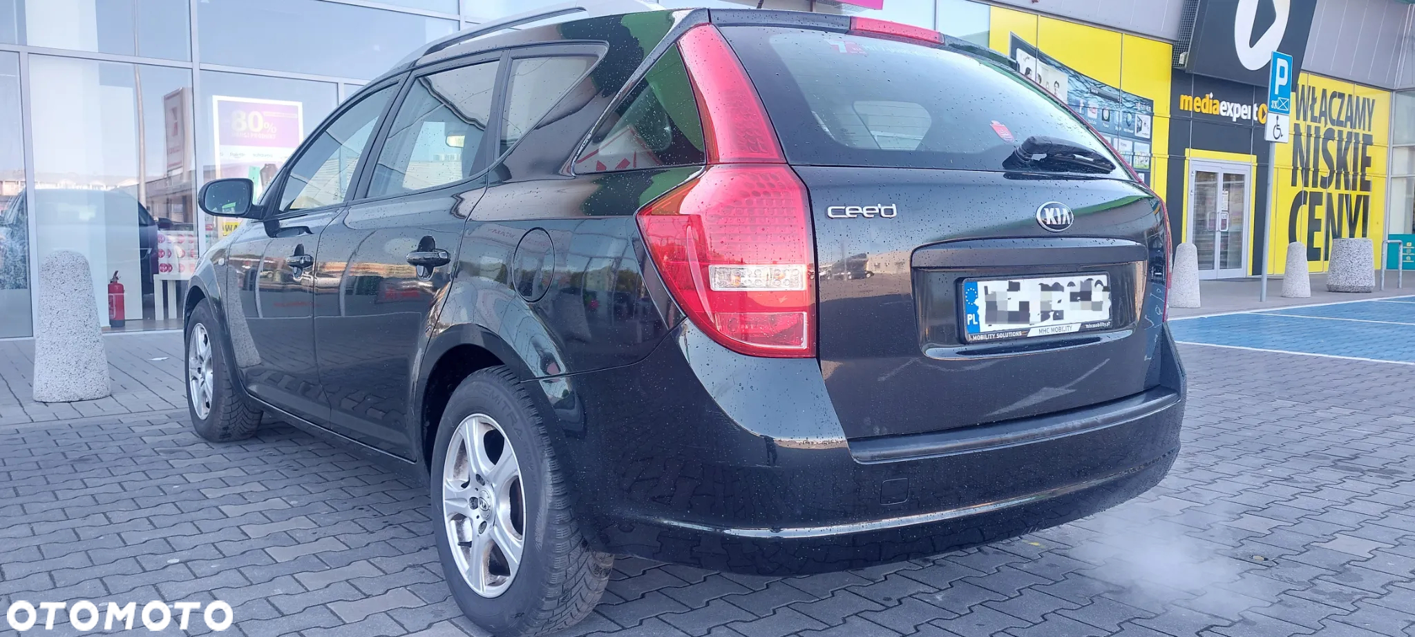 Kia Ceed 1.6 CVVT Dream-Team Edition - 3