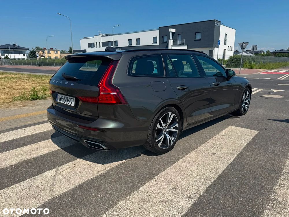 Volvo V60 D4 Geartronic R-Design - 4