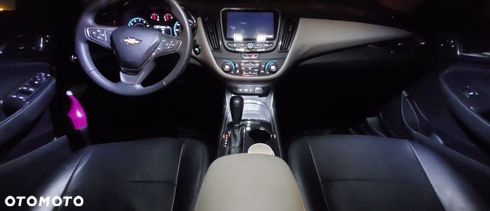 Chevrolet Malibu - 6