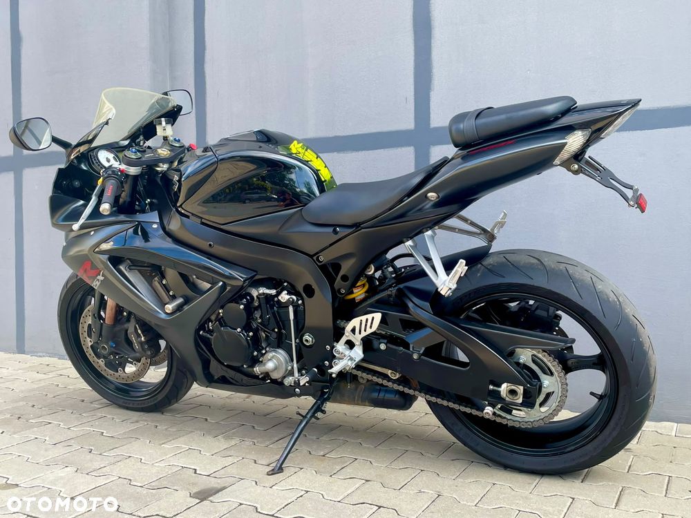 Suzuki GSX-R - 7