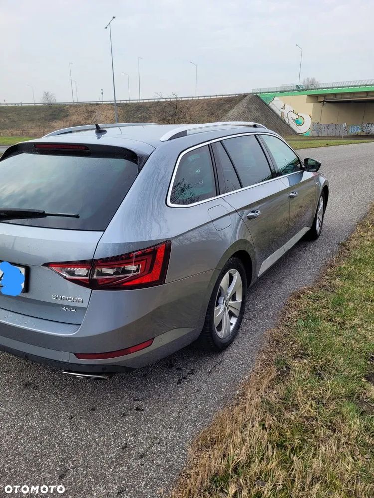 Skoda Superb 2.0 TSI 4x4 DSG L&K - 3