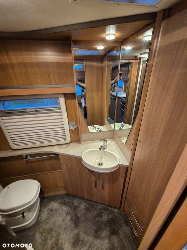 SWIFT Challenger 480 - 23