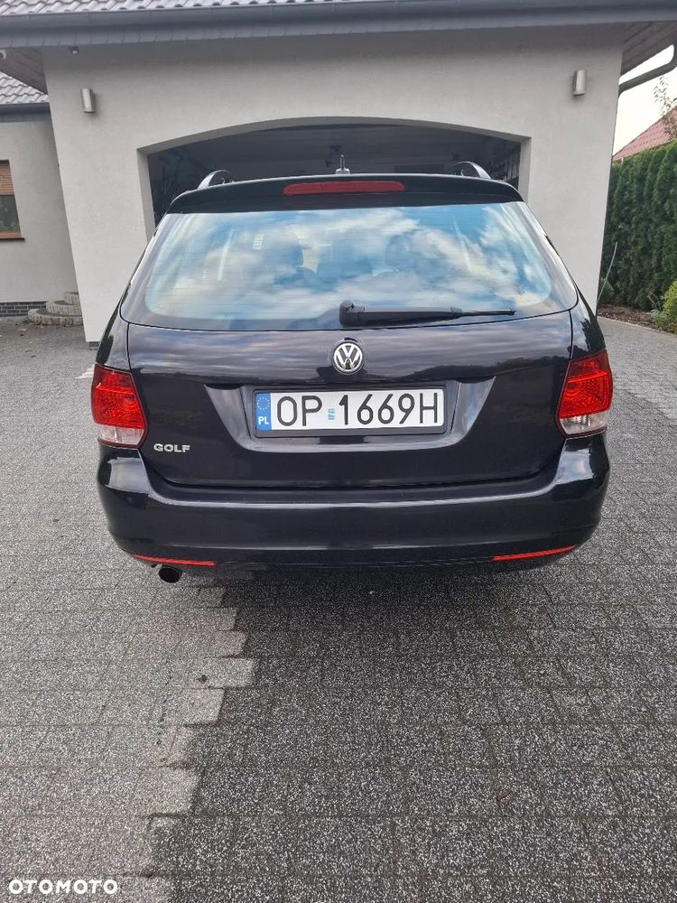 Volkswagen Golf 2010 photo 4