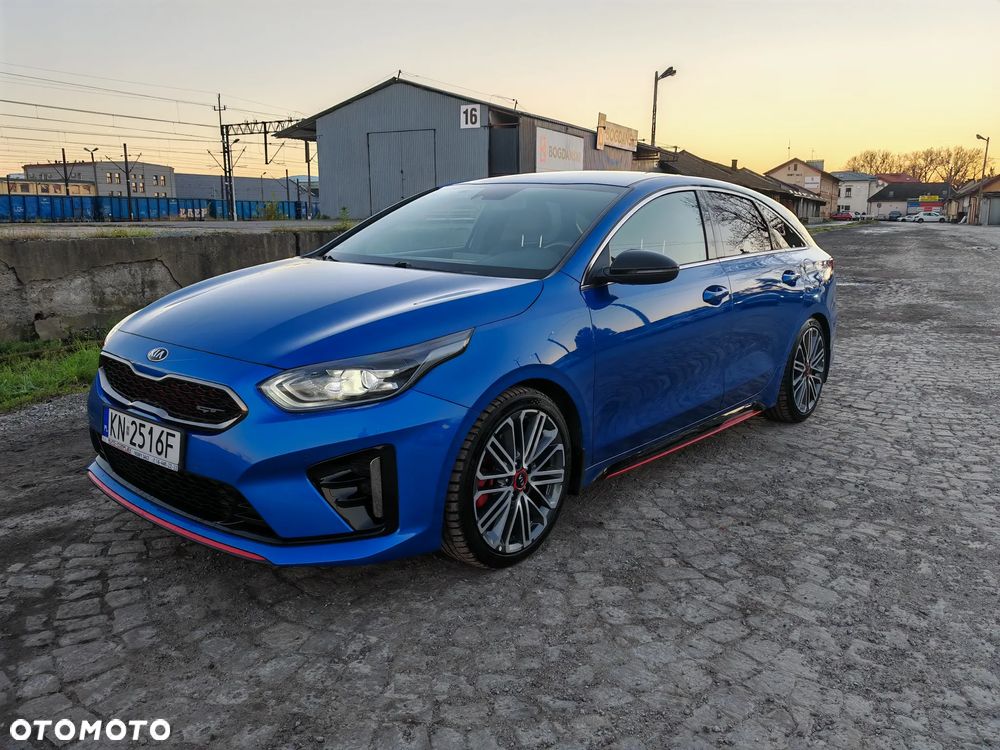 Kia ProCeed - 1