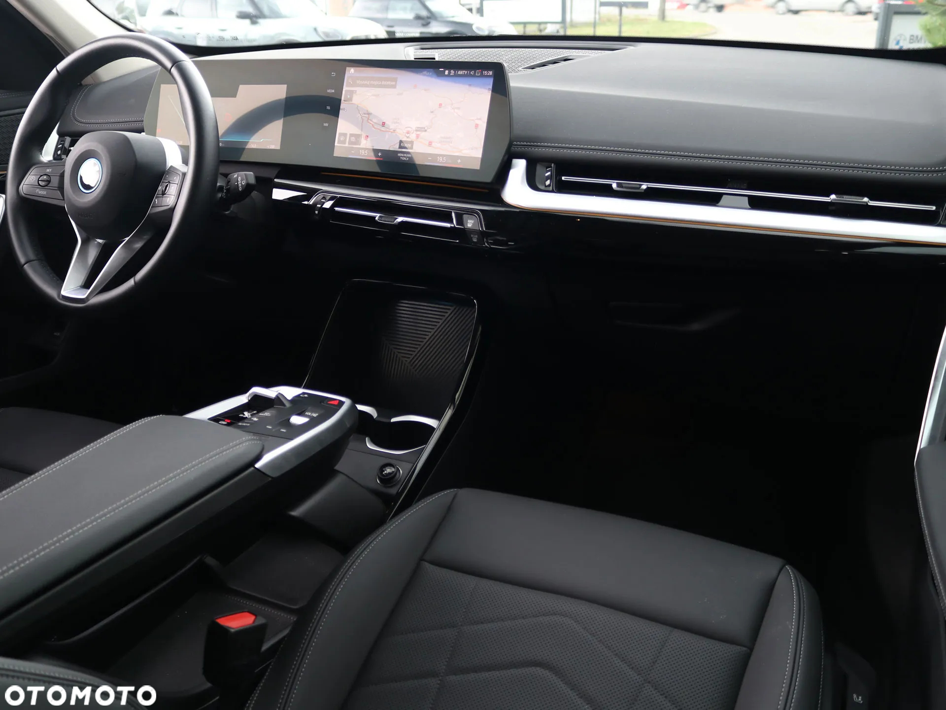 BMW iX1 xDrive30 66.5kWh - 16
