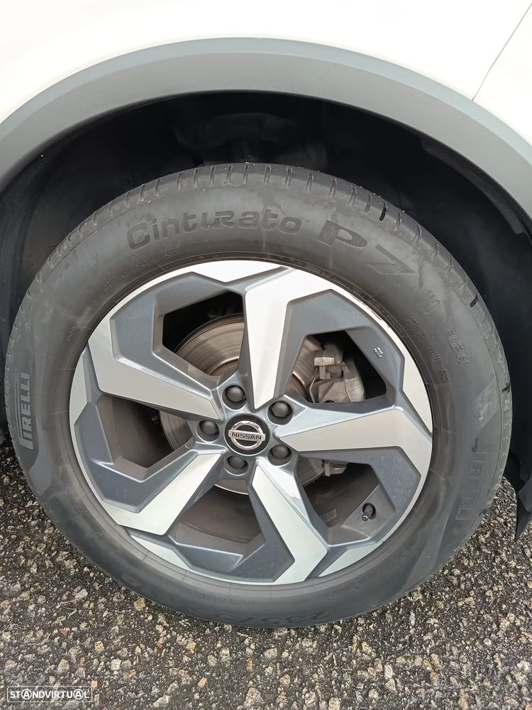 Nissan Qashqai 1.3 DIG-T N-Connecta J18 - 25