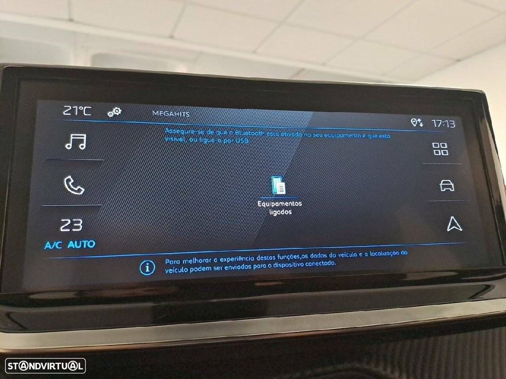 Peugeot 2008 1.2 PureTech Style - 21