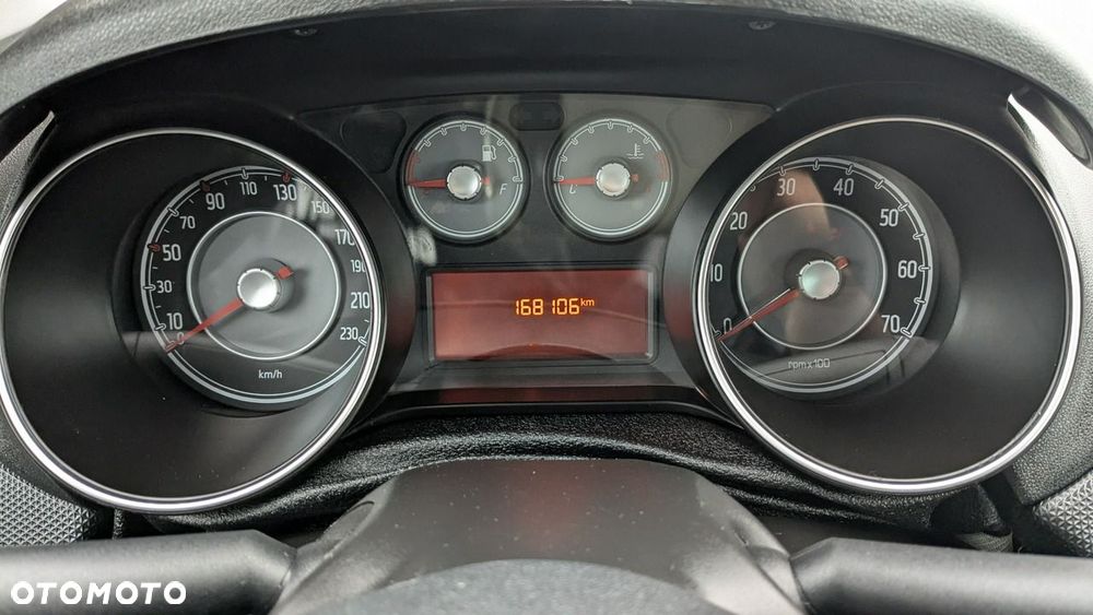 Fiat Punto Evo - 21