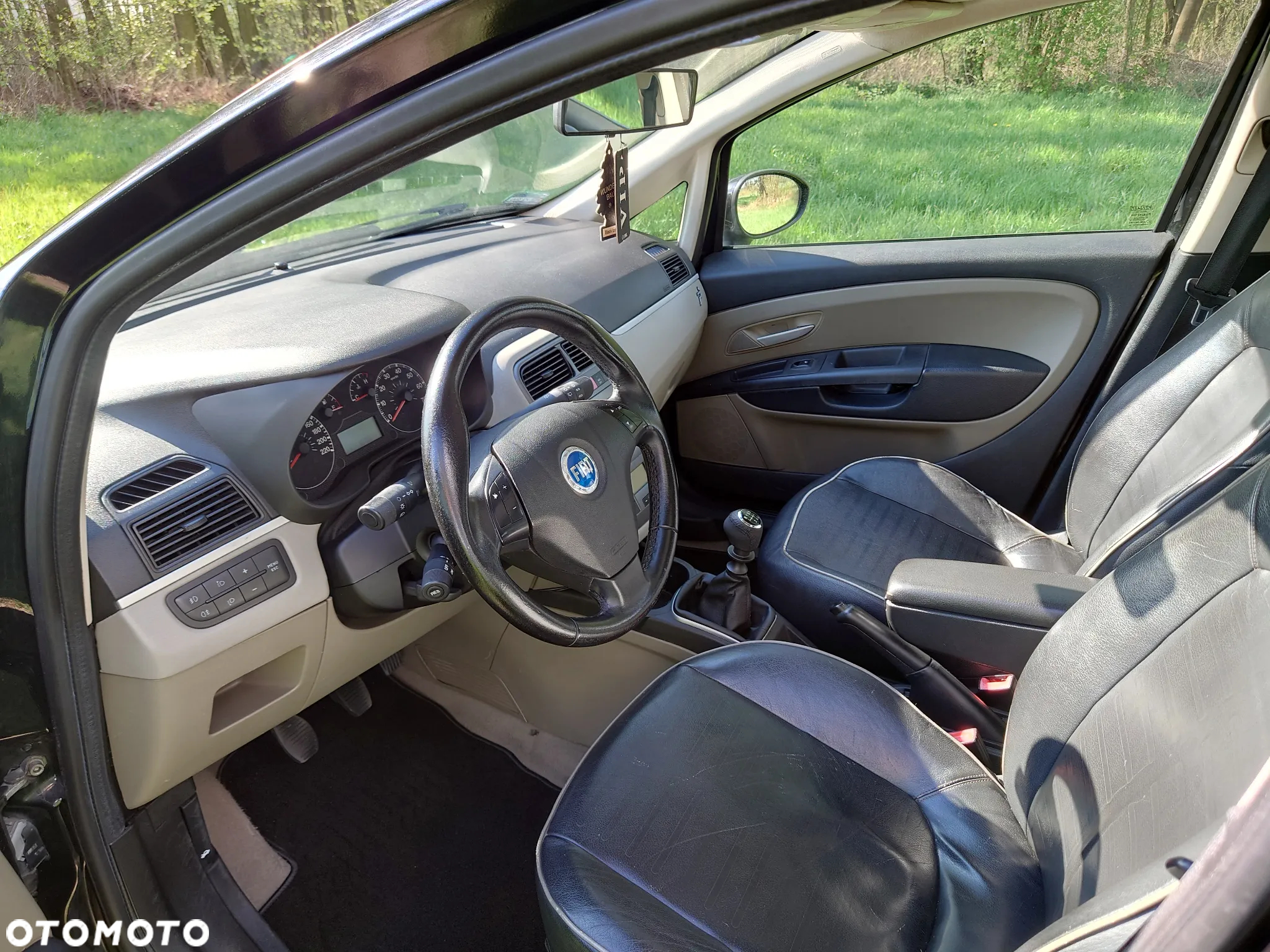 Fiat Grande Punto 1.9 Multijet 8V Sport - 6