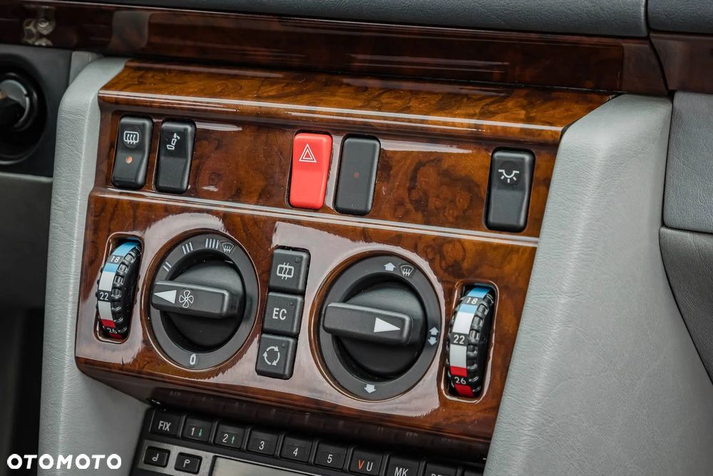 Mercedes-Benz W124 (1984-1993) - 17