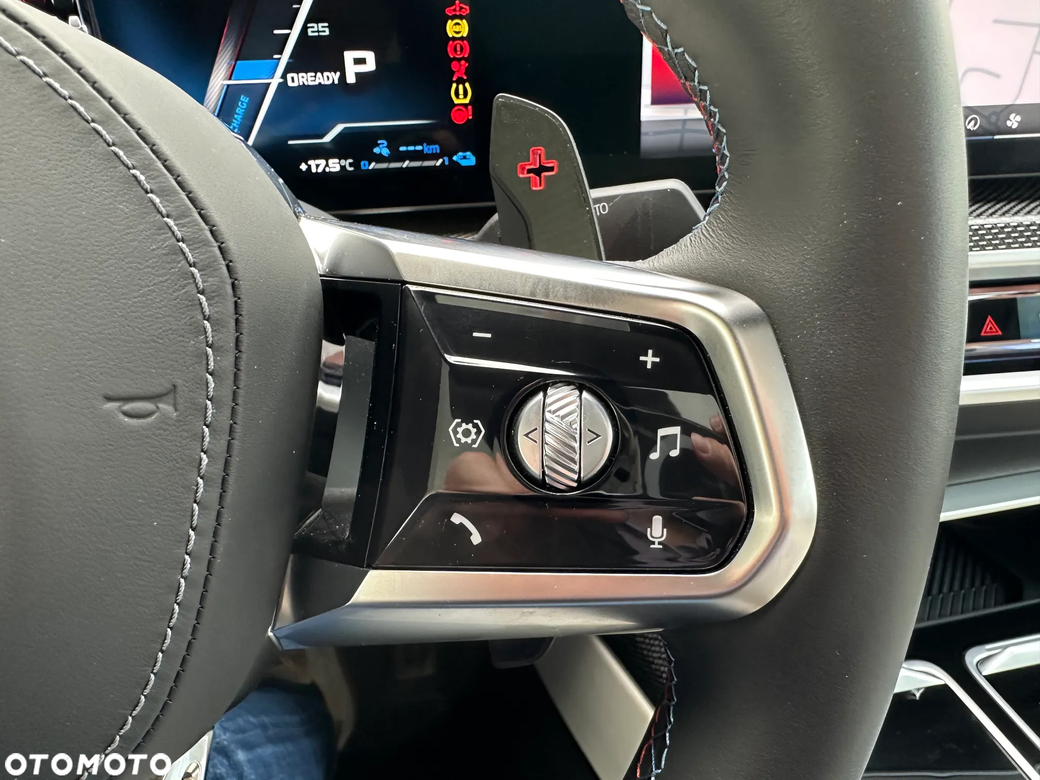 BMW Seria 7 M760e PHEV xDrive sport - 13