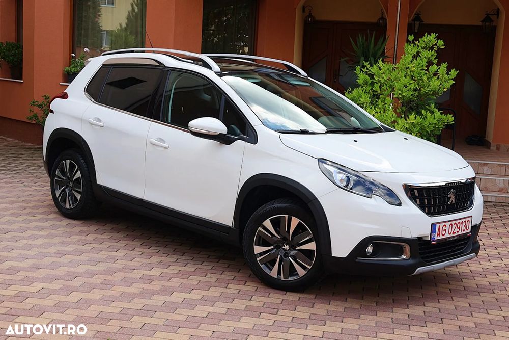 Peugeot 2008 PureTech 130 Stop&Start EAT6 Allure - 8
