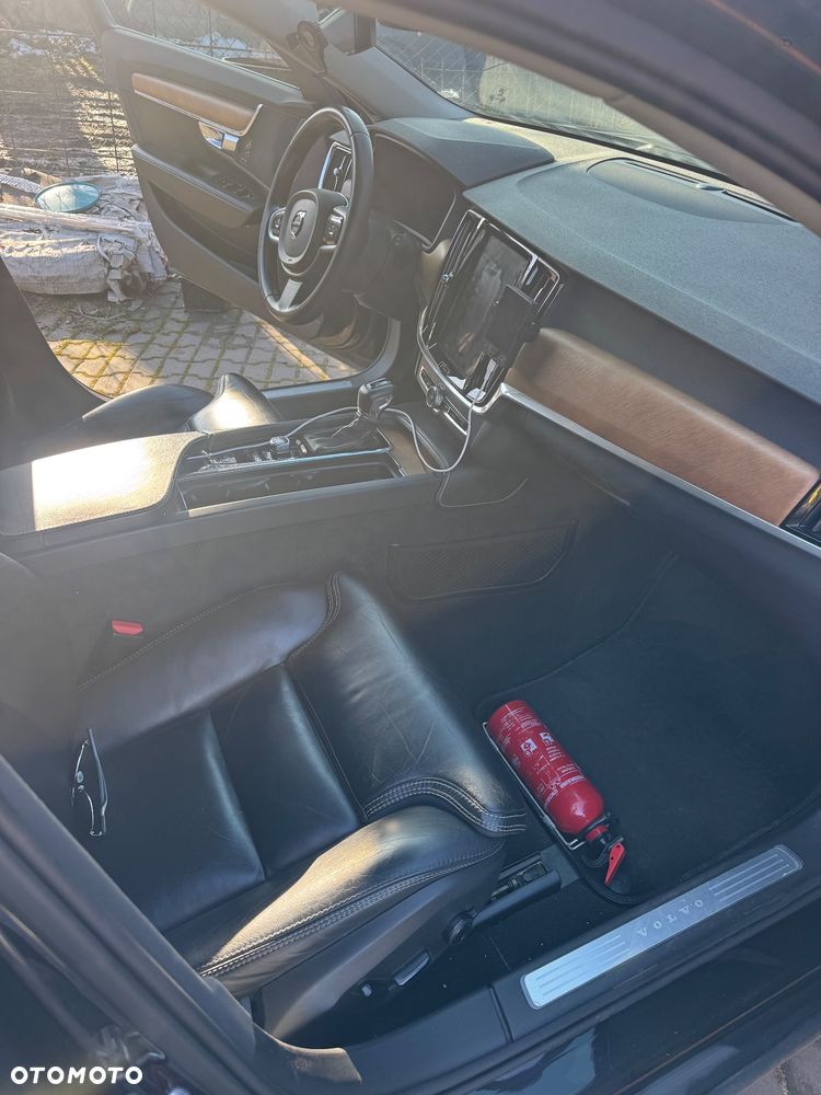 Volvo V90 D3 Inscription - 12