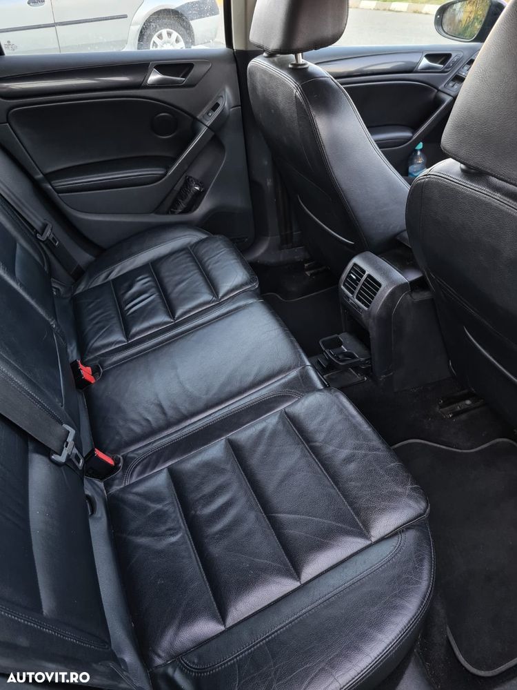 Volkswagen Golf 2.0 TDI Comfortline - 11