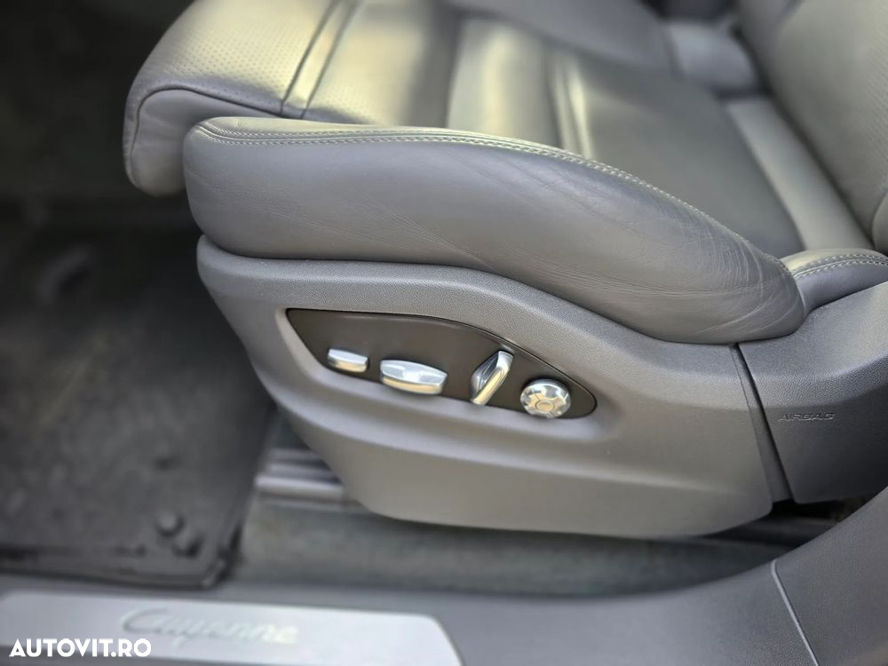 Porsche Cayenne E-Hybrid Tiptronic S - 15