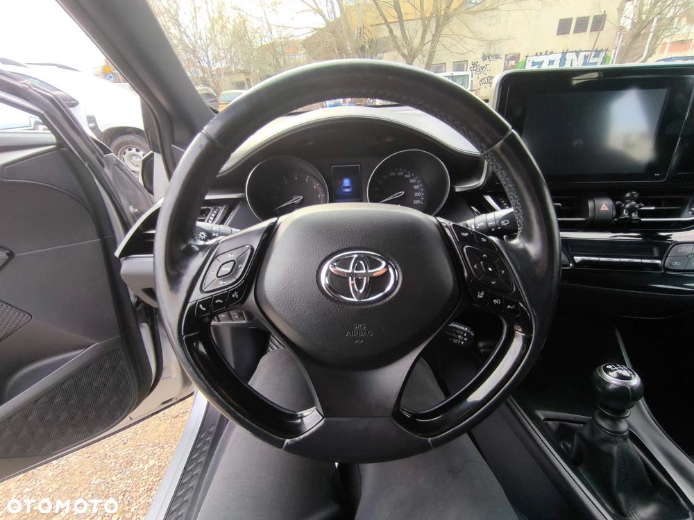 Toyota C-HR 1.2 T Dynamic - 13