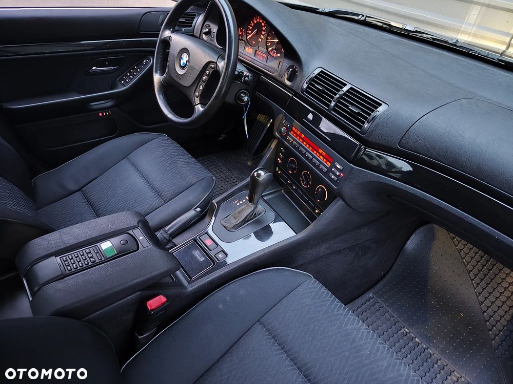 BMW Seria 5 - 31