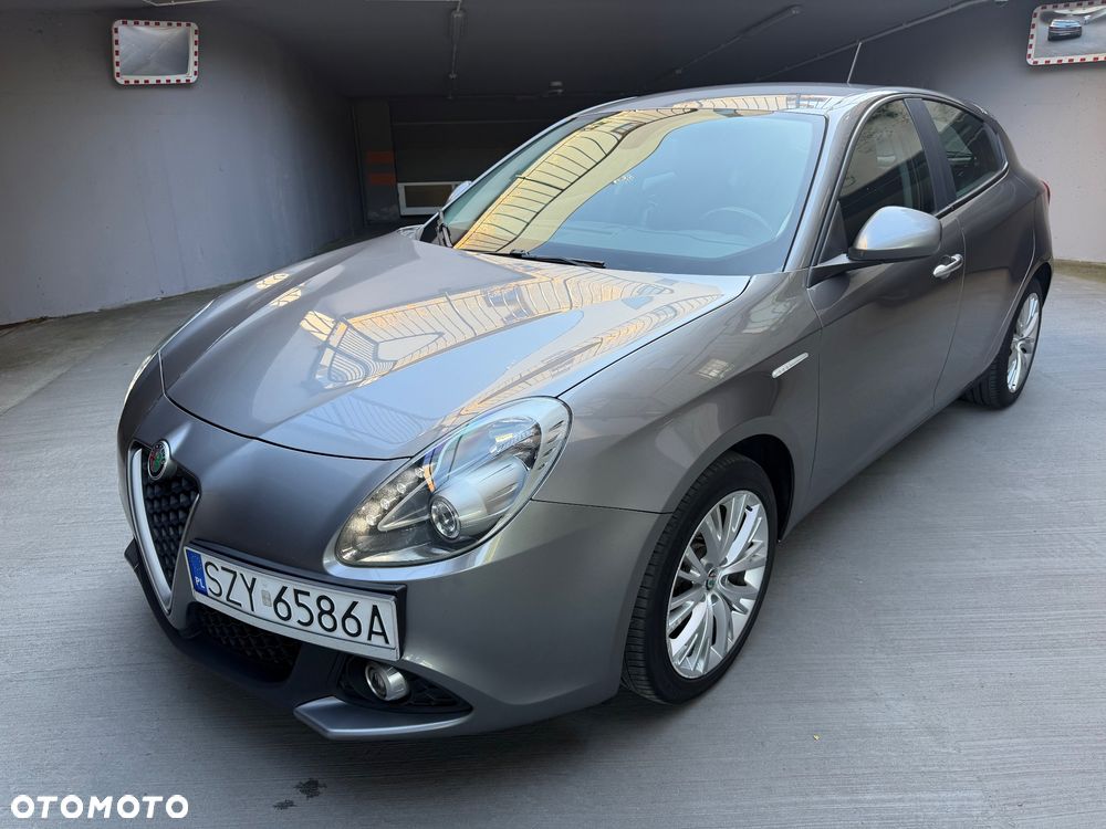 Alfa Romeo Giulietta 1.6 JTDM - 6