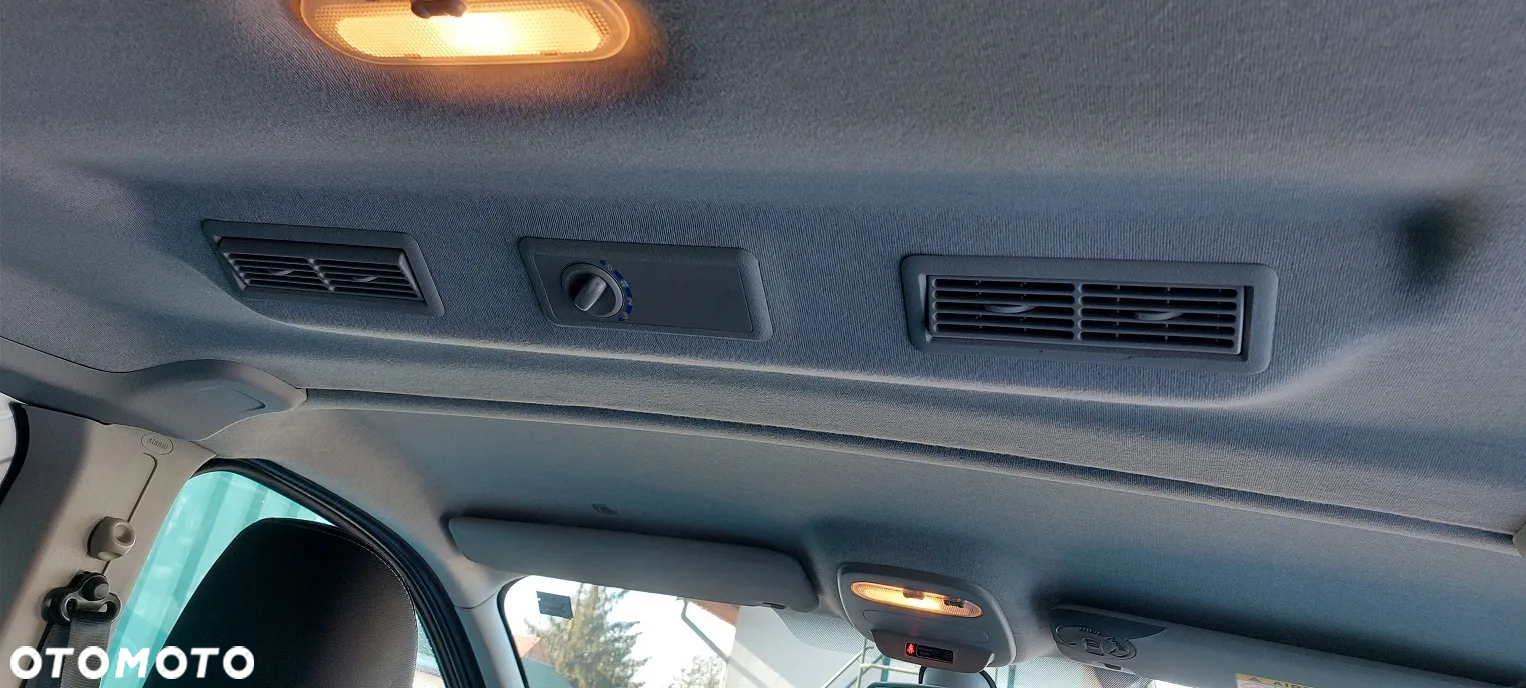 Renault Trafic - 17
