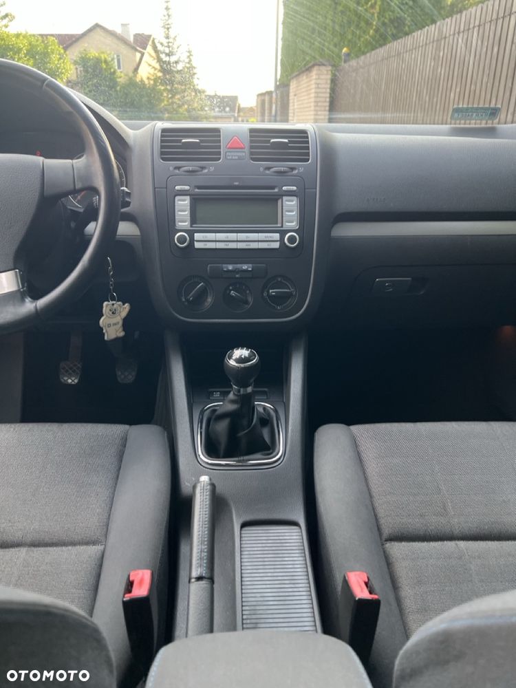 Volkswagen Golf 1.6 Trendline - 12