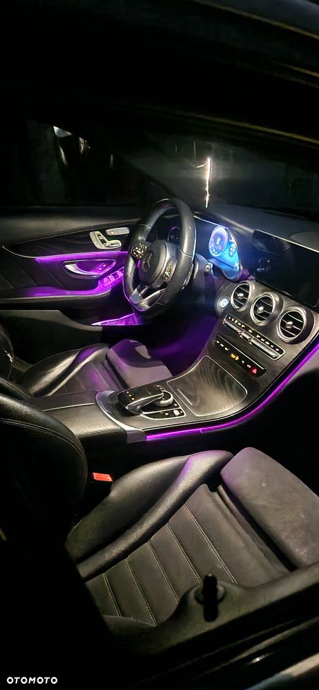 Mercedes-Benz Klasa C 220 d 4MATIC 9G-TRONIC - 9