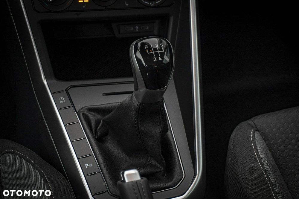 Volkswagen Polo - 17