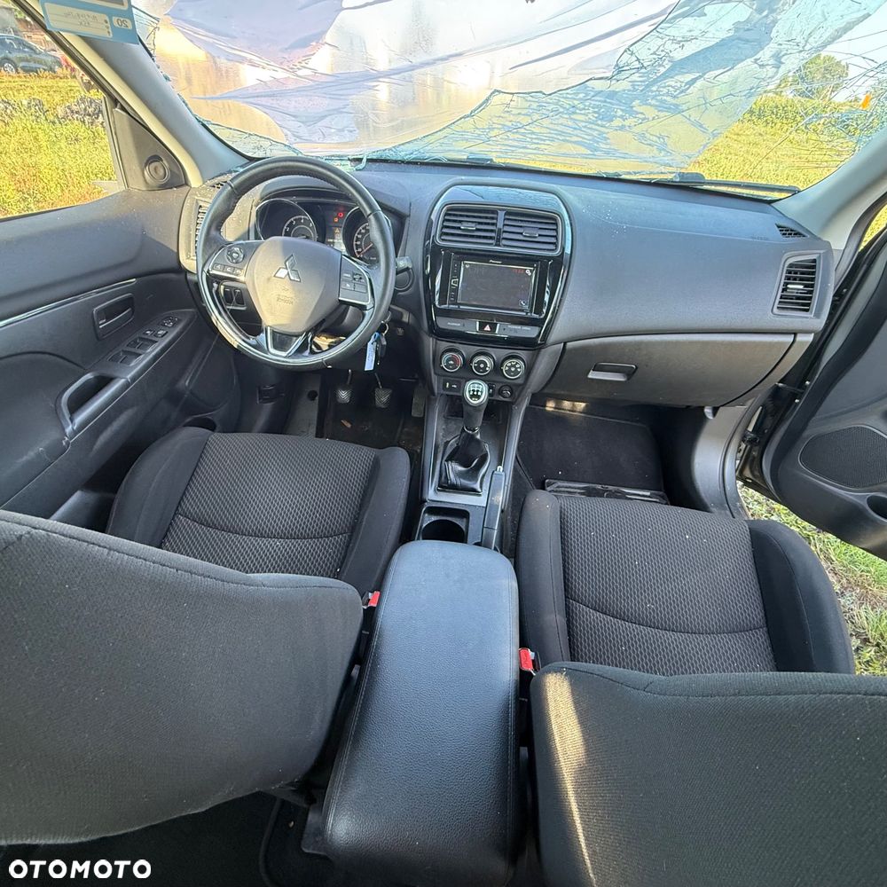 Mitsubishi ASX 1.6 Intense Plus Navi Blue Edition - 8