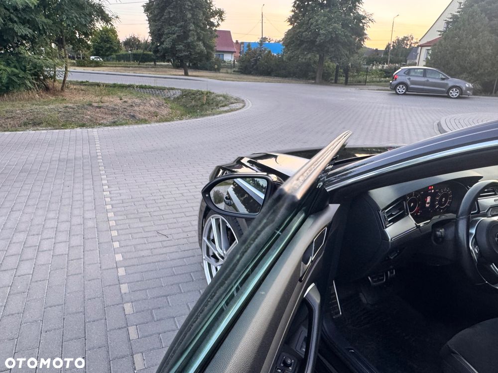 Volkswagen Arteon 2.0 TDI SCR 4Motion DSG R-Line - 38