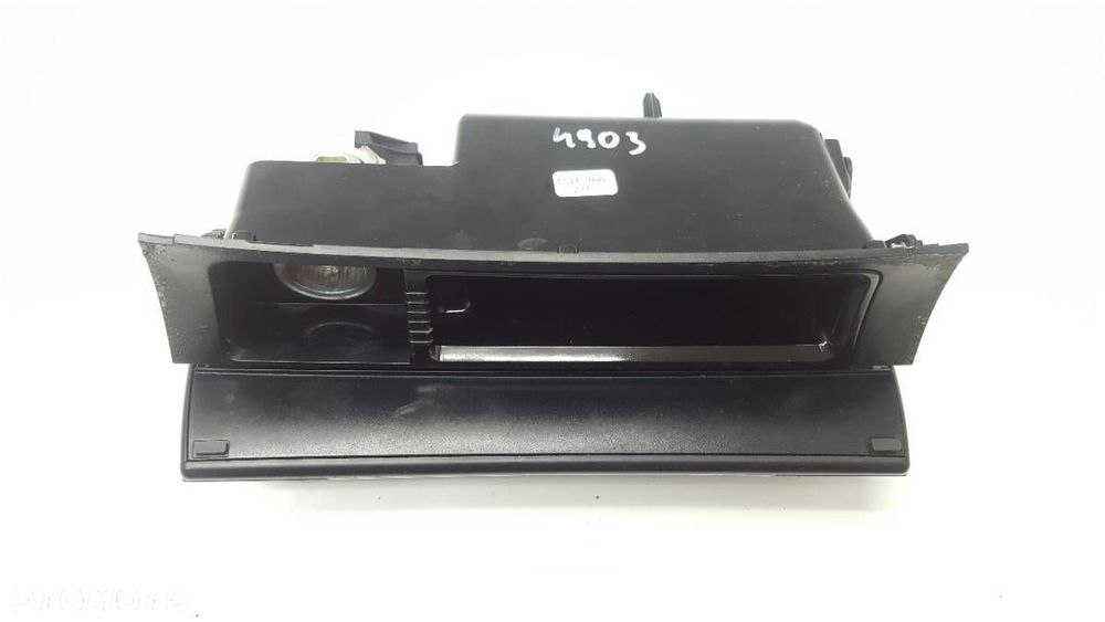 DEKOR RAMKA BIEGÓW RADIA VW PASSAT B6 2006 EU - 5