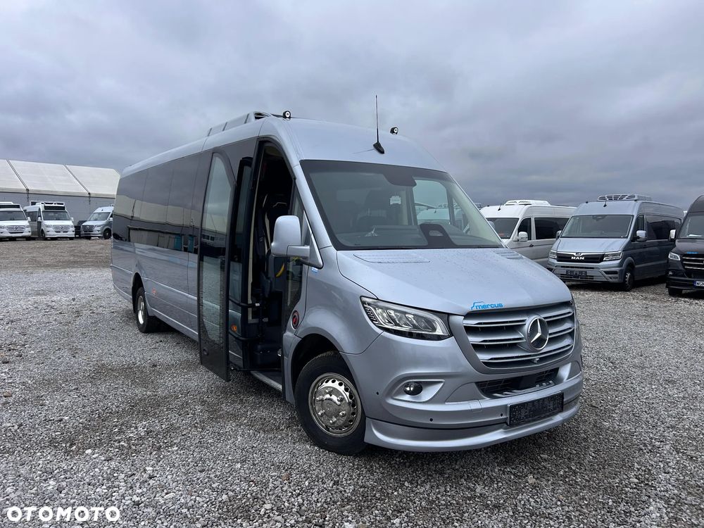 Mercedes-Benz Sprinter 519 - 13