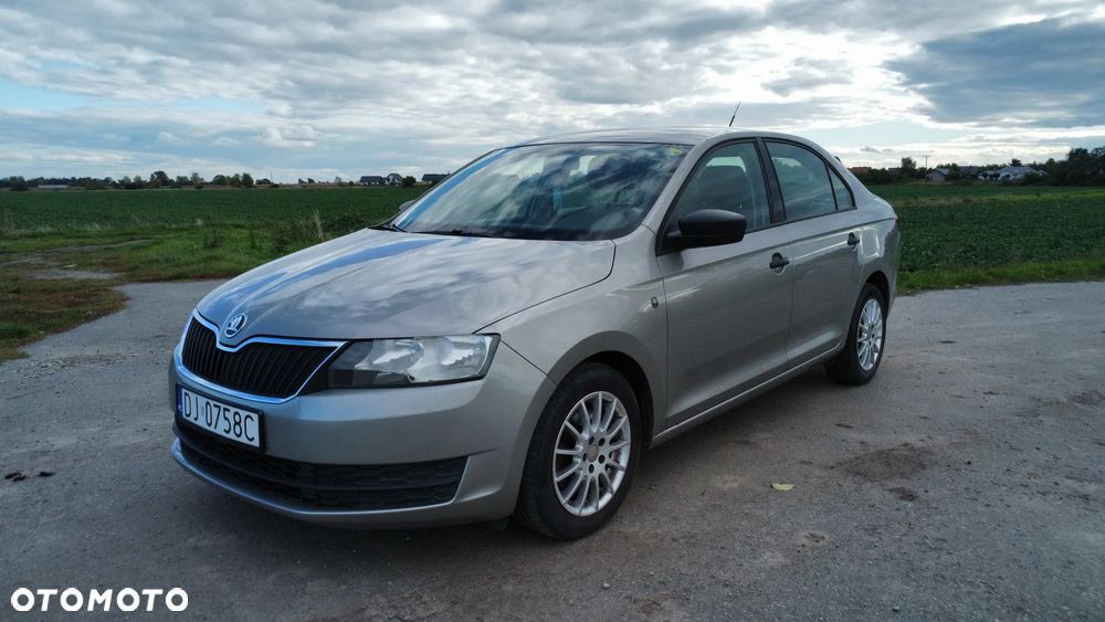 Skoda RAPID - 7
