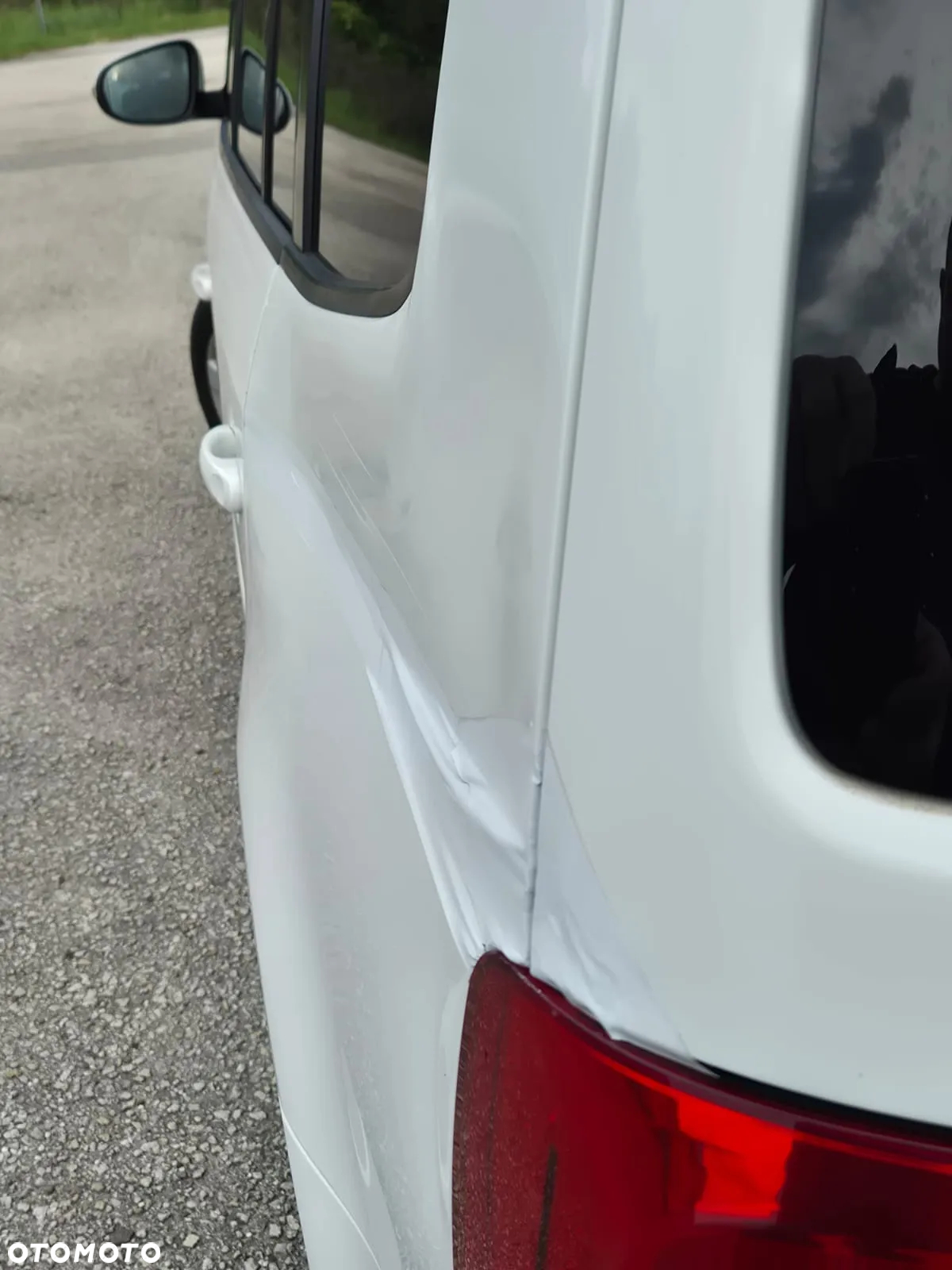 Volkswagen Touran 1.2 TSI BlueMot Comfortline - 19