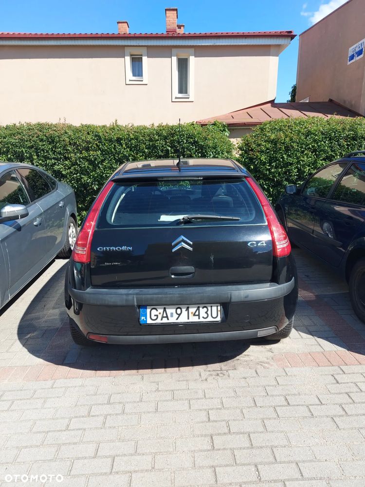 Citroën C4 1.6 HDi FAP Style - 10