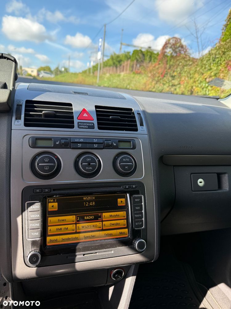 Volkswagen Touran 2.0 TDI Freestyle - 13