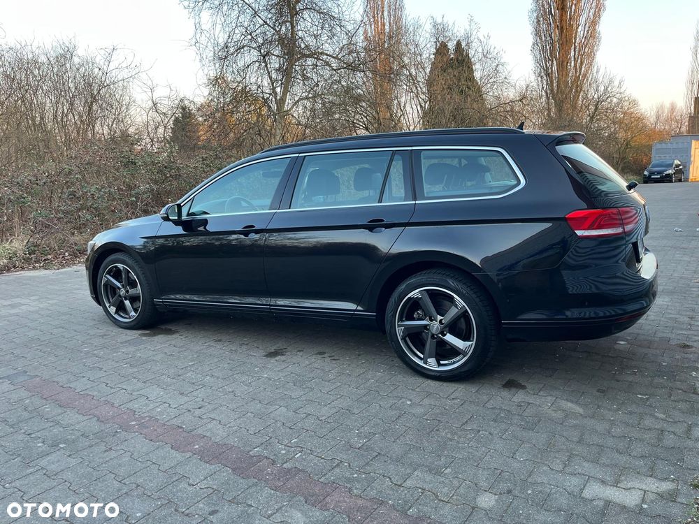 Volkswagen Passat 2.0 TDI (BlueMotion Technology) DSG Comfortline - 10