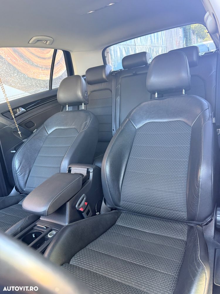 Volkswagen Golf - 13
