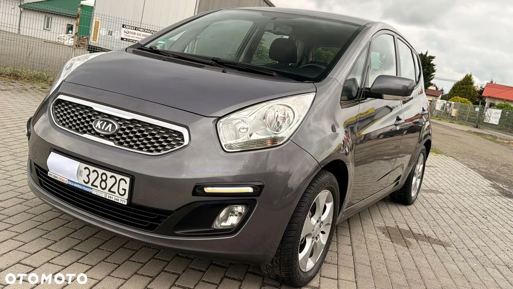 Kia Venga 1.6 L - 21