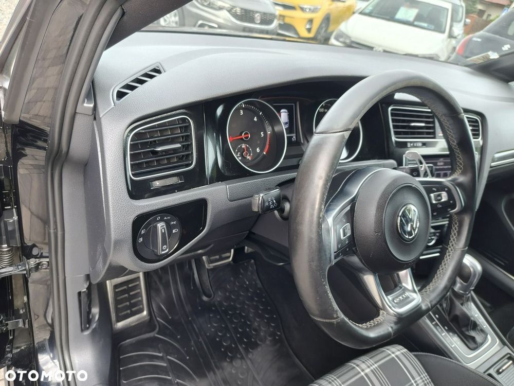 Volkswagen Golf GTD (BlueMotion Technology) DSG - 12