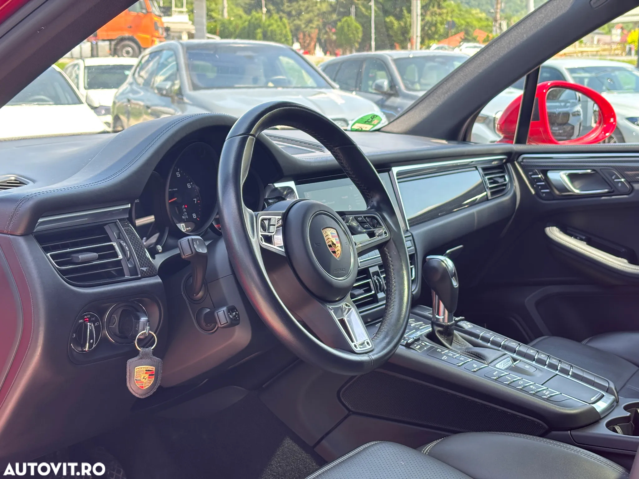 Porsche Macan - 12