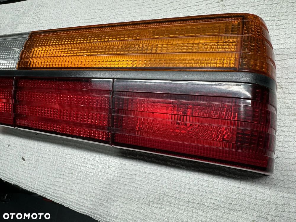 Audi B2 typ 81 lampa tył tylna prawa - 3