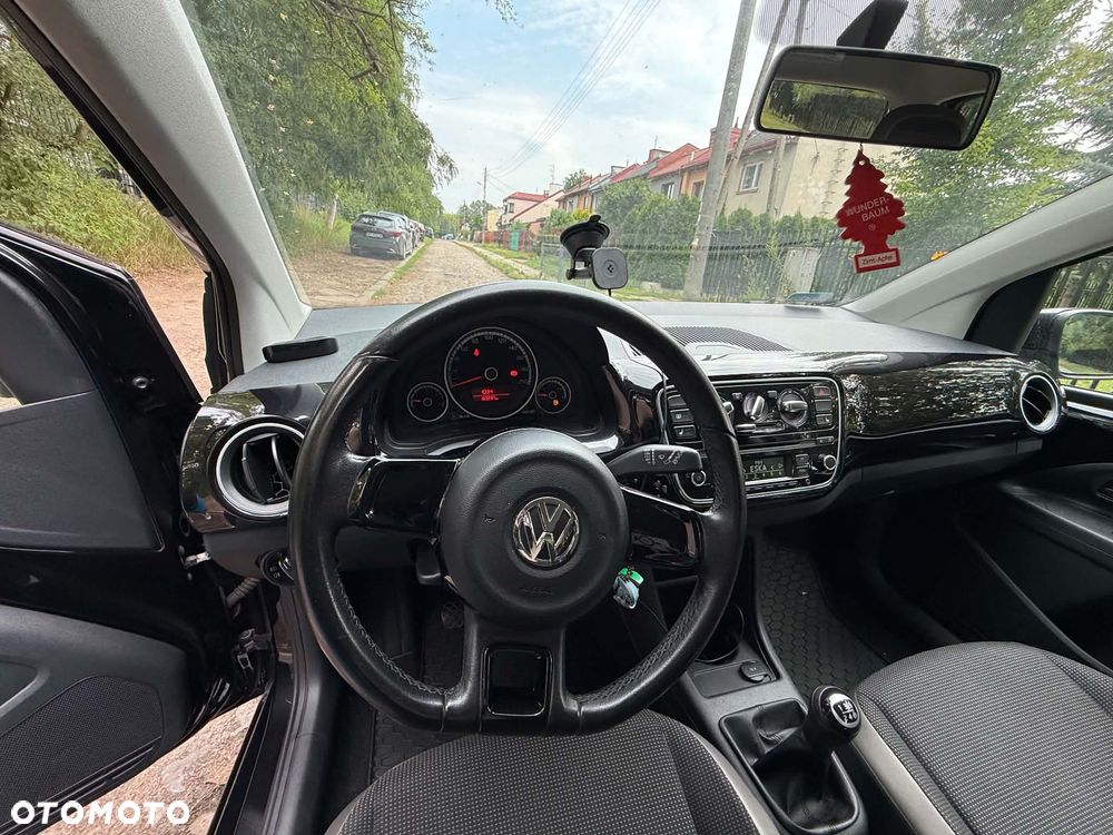 Volkswagen up! 1.0 high - 9