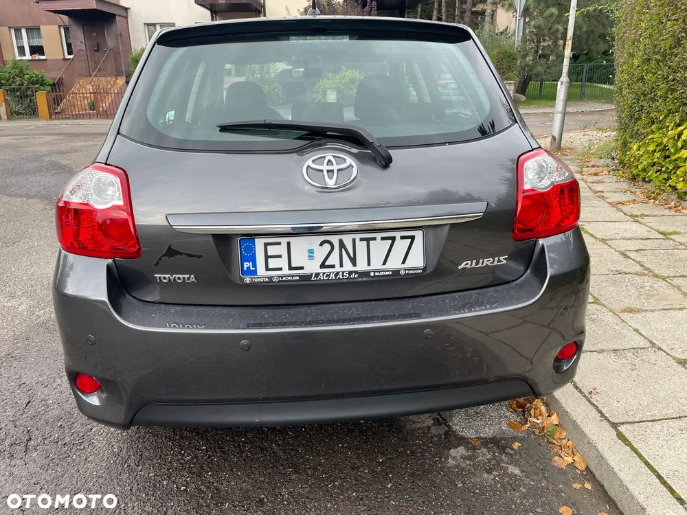 Toyota Auris 1.6 Luna MM - 3