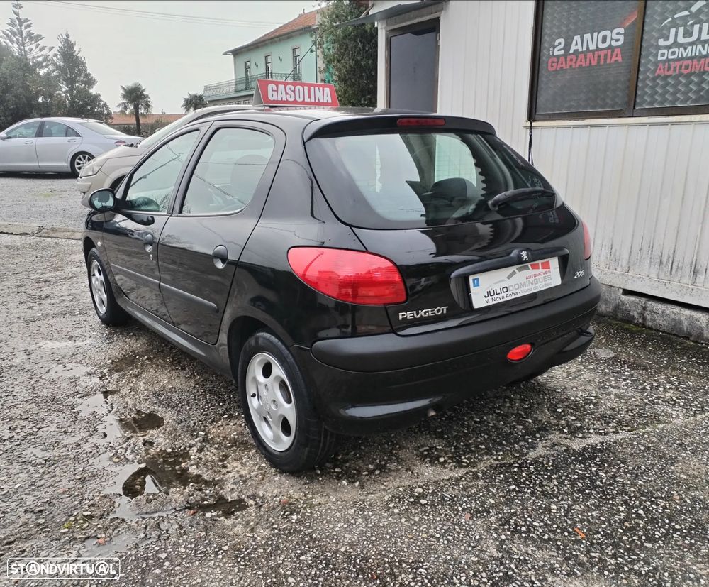 Peugeot 206 1.1 XT - 5