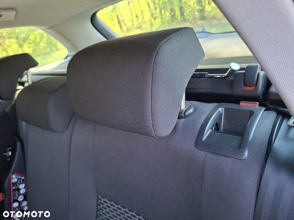 Volkswagen Golf 1.6 TDI DPF Trendline - 6