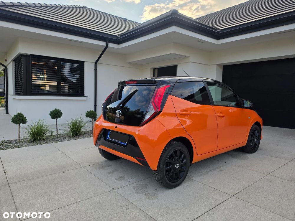 Toyota Aygo 1.0 VVT-i Color Edition - 4