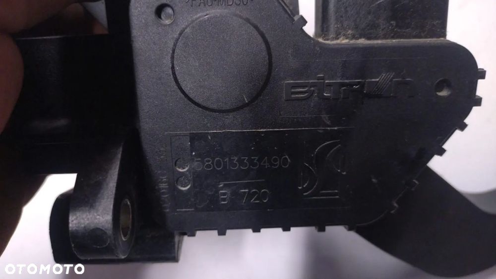 PEDAŁ GAZU POTENCJOMETR IVECO DAILY 14- 5801333490 NO 725/183 - 2